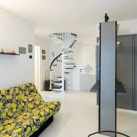 Διαμέρισμα Modern Close To The - - Sarda Γκράντο