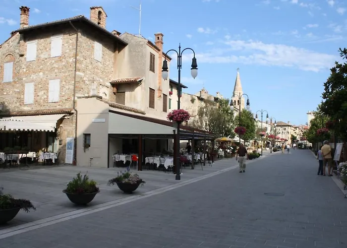 Modern Close To The - - Sarda דירה *