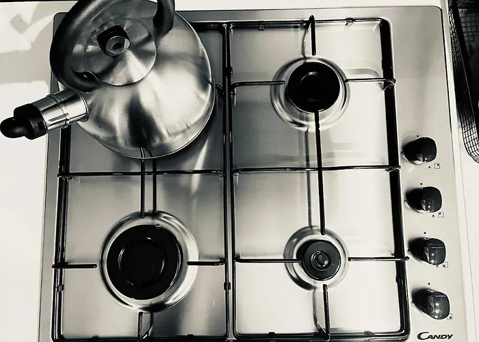 Modern Close To The - - Sarda *