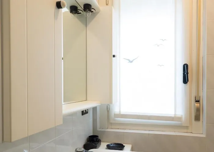 Modern Close To The - - Sarda דירה